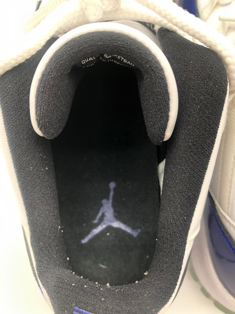 シューズ(男性用) NIKE WMNS Air Jordan11 Low AH7860-100