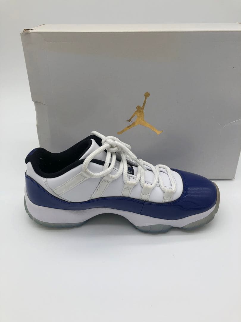 シューズ(男性用) NIKE WMNS Air Jordan11 Low AH7860-100