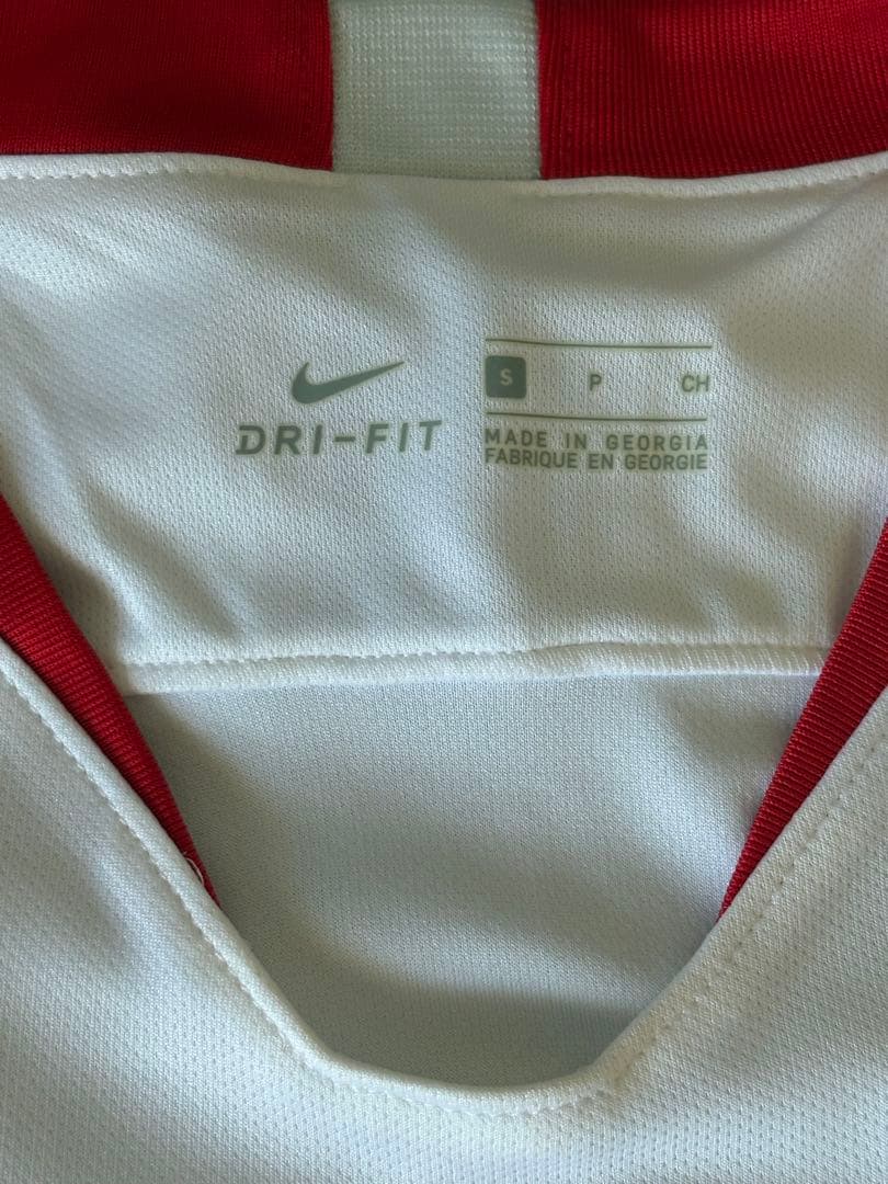 Nike Sサイズ ポーランド代表チームのユニフォーム(2018年)