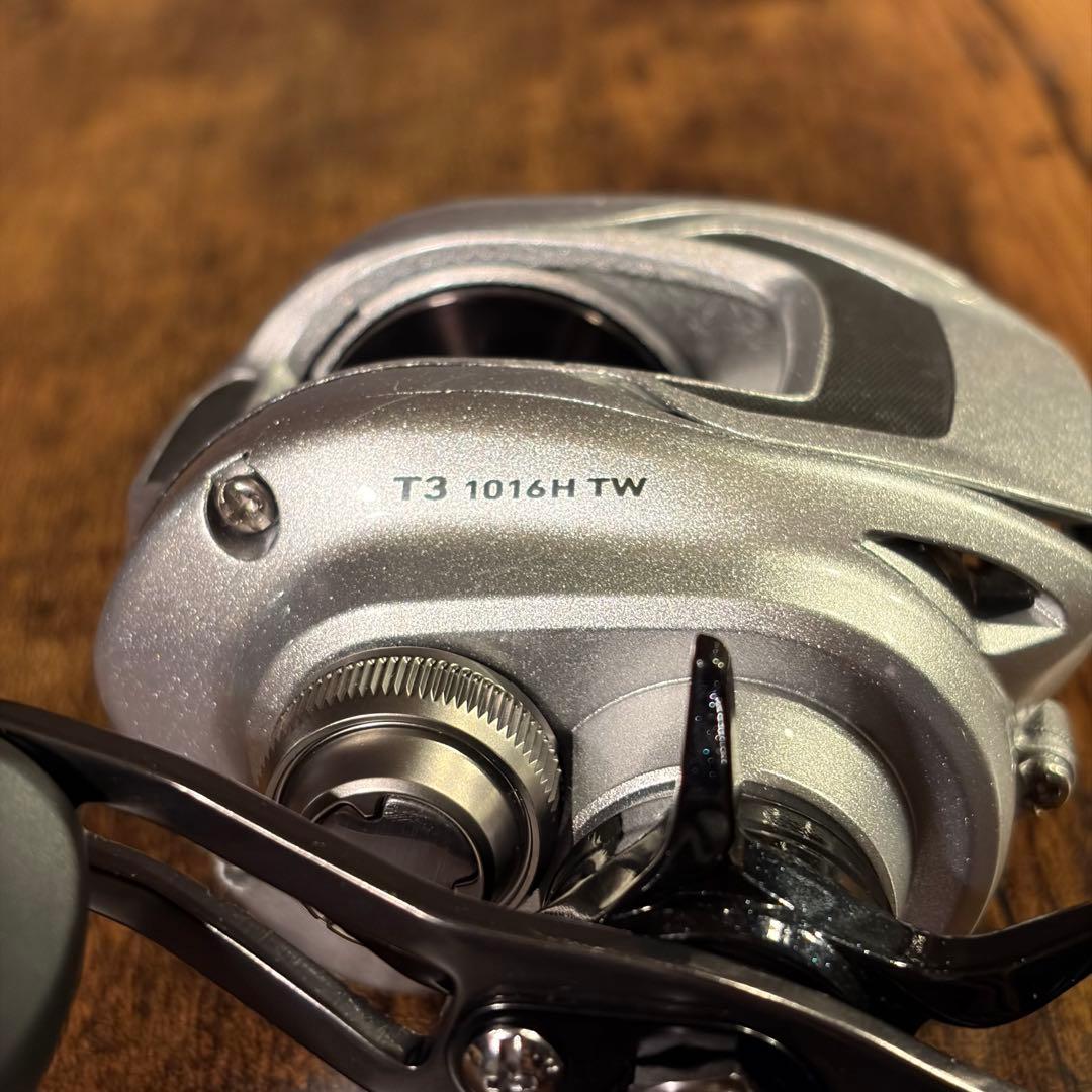 【美品】ダイワ　DAIWA T3 1016H TW 右ハンドル