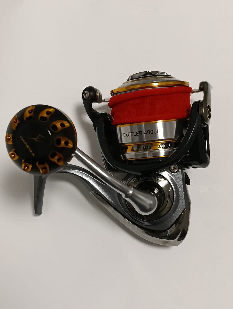 【カスタム品】ダイワ 17 エクセラー 4000H（ゴメクサス ノブ装着）