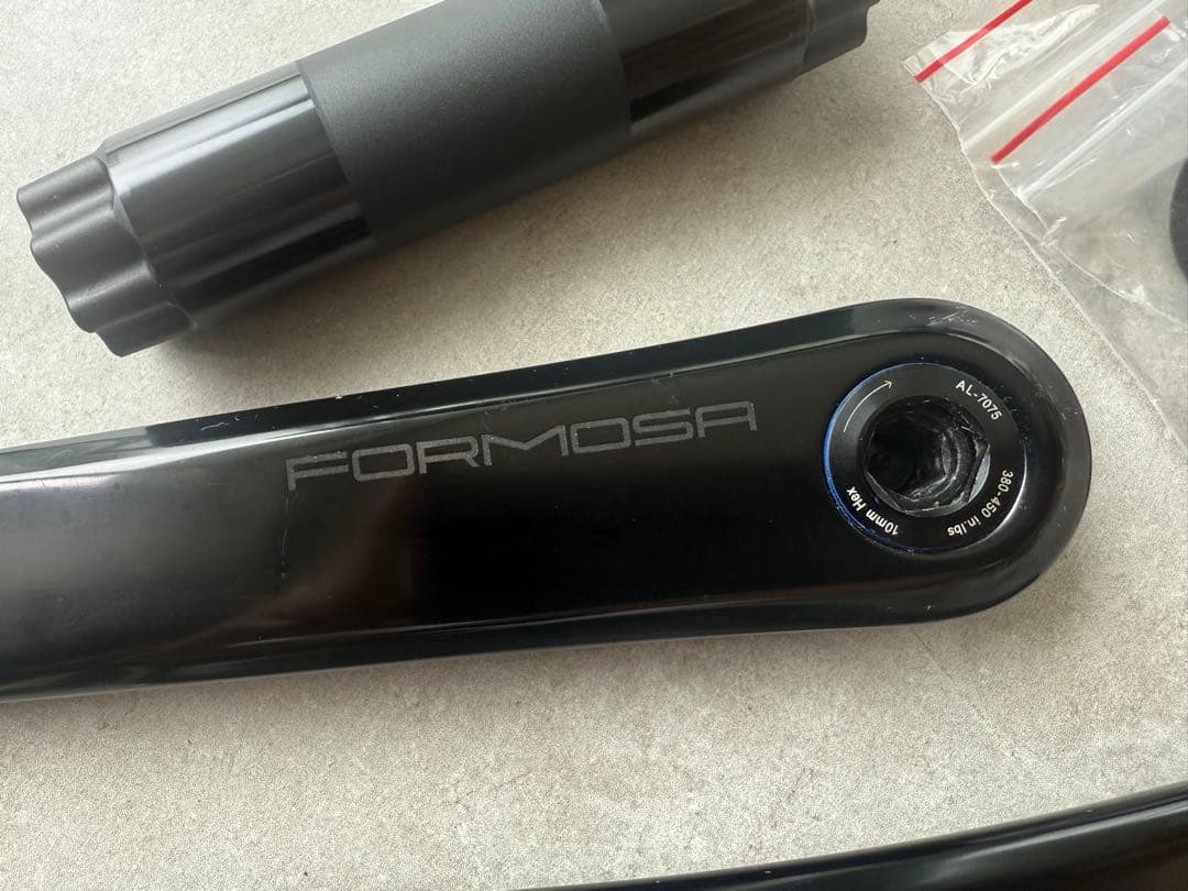 FORMOSA クランクアームセット ブラック 送料込み