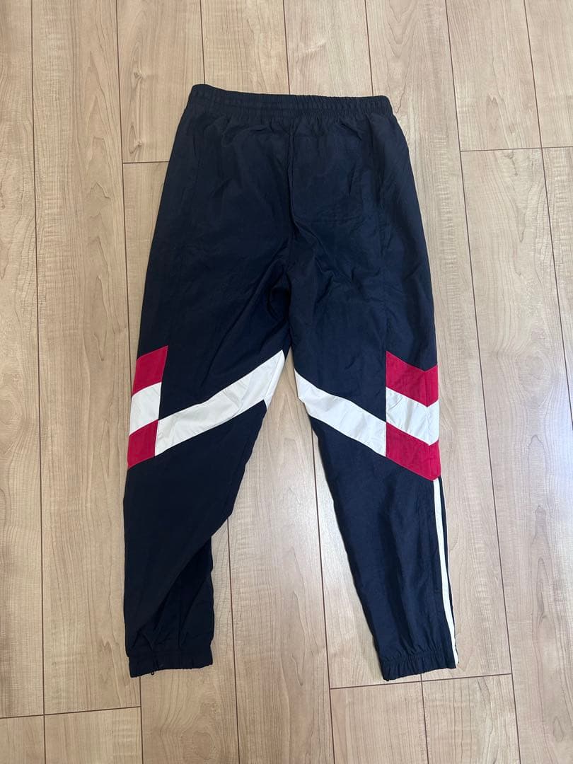 シ*カ様 新品未使用 adidas マンチェスター・ユナイテッド トラックパンツ
