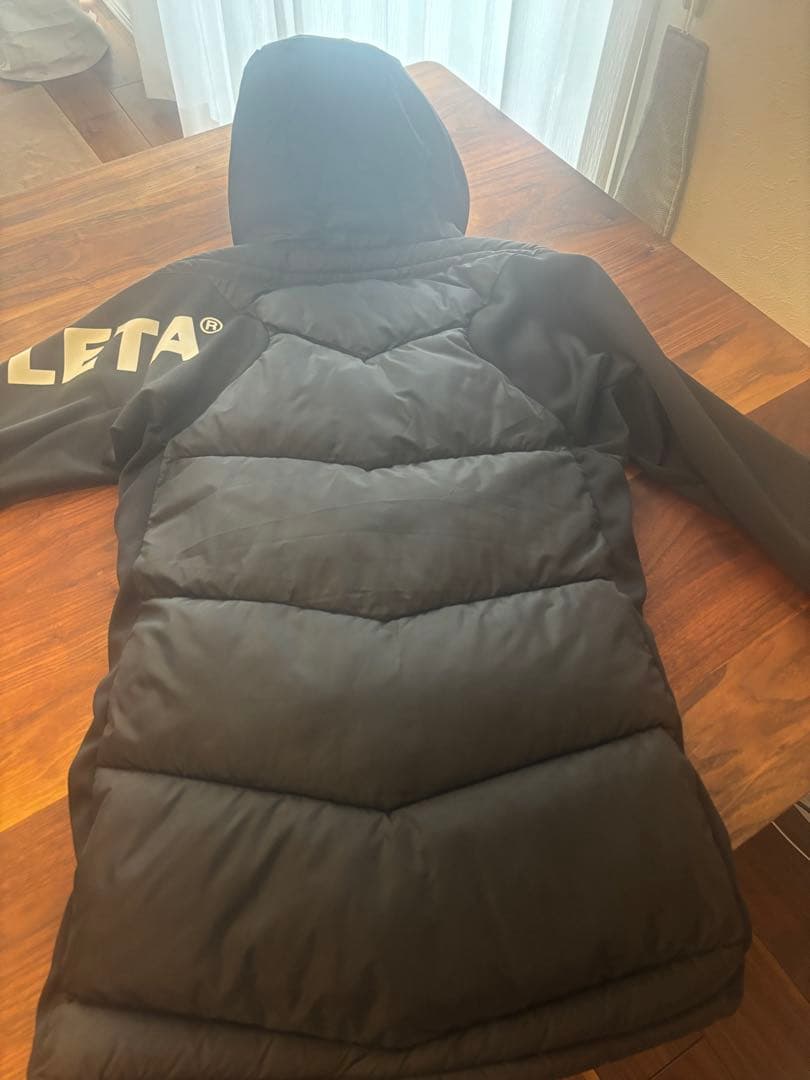★特別価格★極美品★ATHLETA【アスレタ】中綿ウォームジャケット 上のみ M
