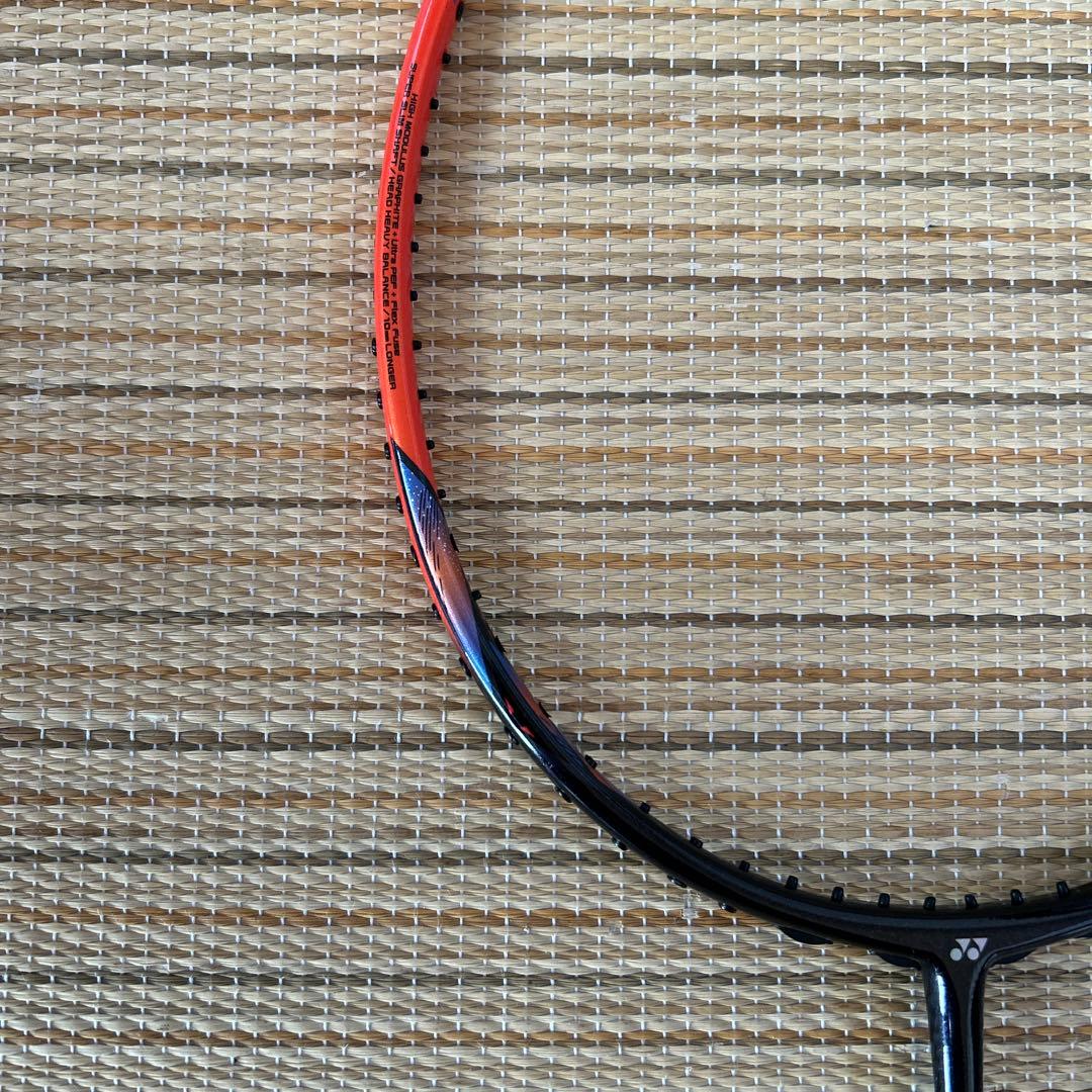 ASTROX 77 バドミントンラケット