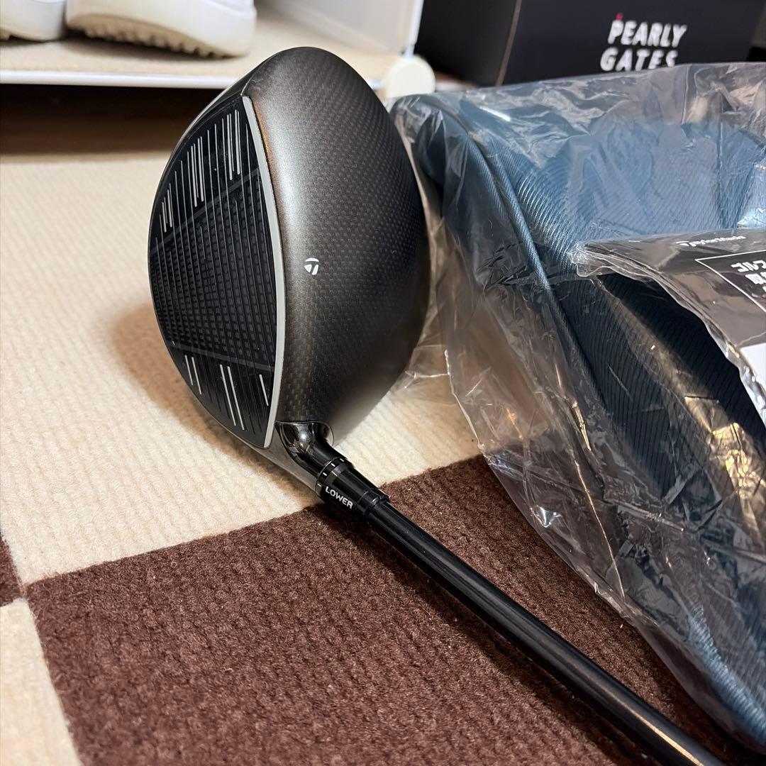 TaylorMade Qi4D LSドライバー 9.0度純正シャフト付き
