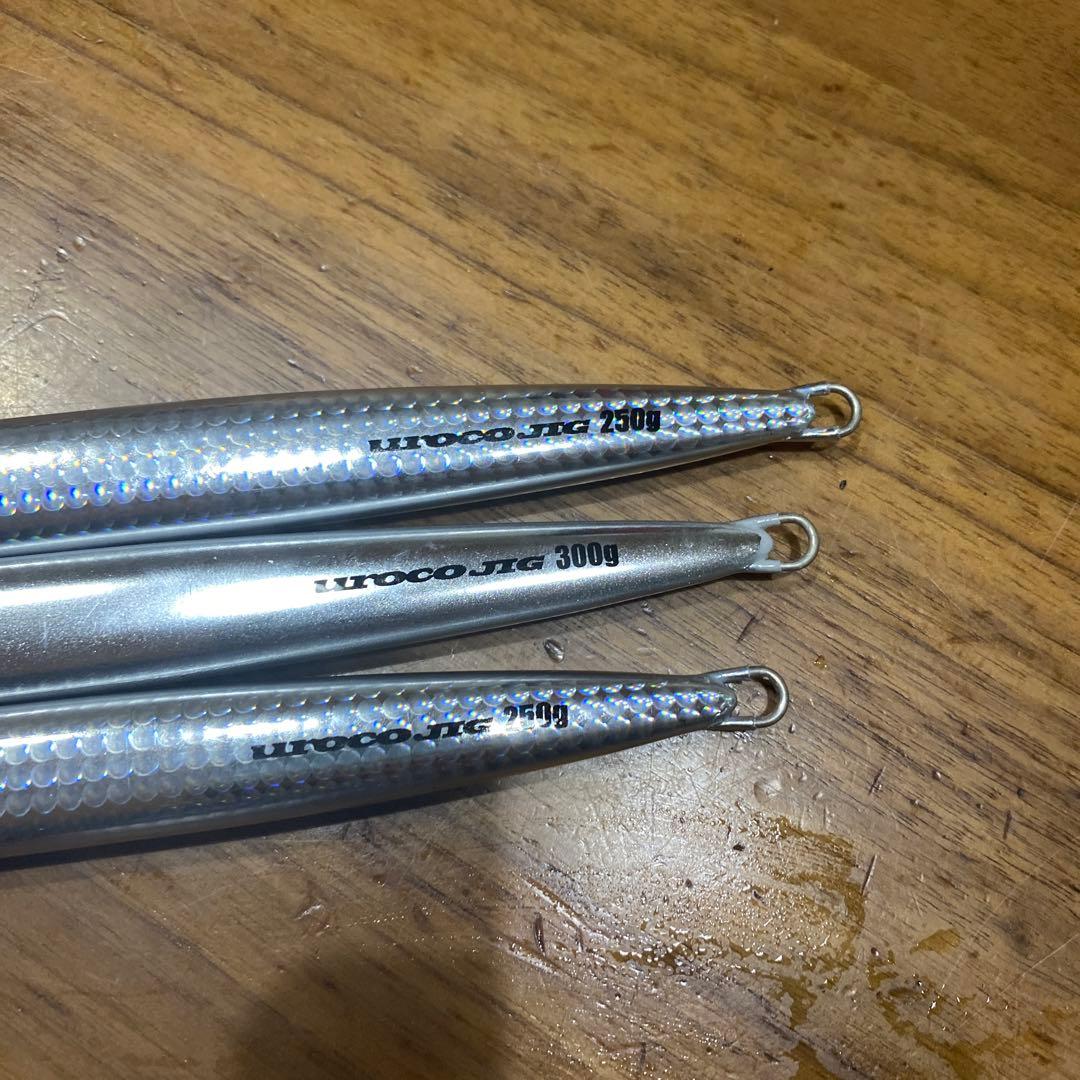 ウロコジグ 250g2本　　300g1本