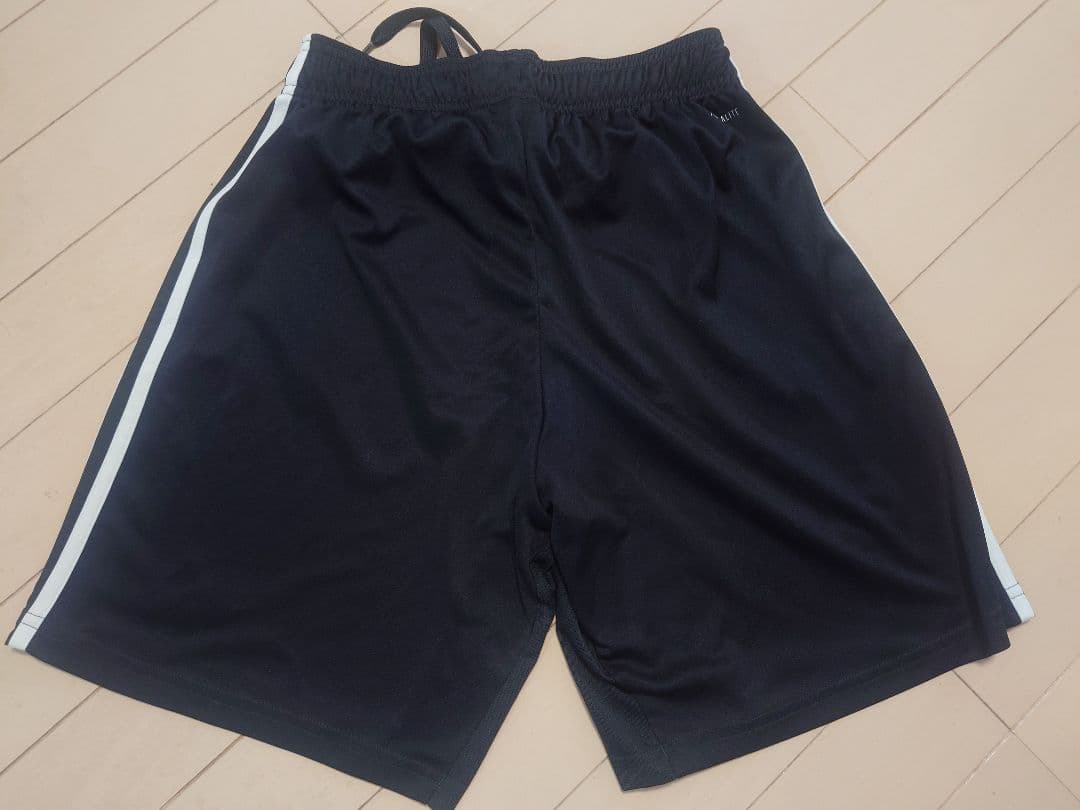 【 adidas ユーベ CR7 】ユニフォーム（ M size ）