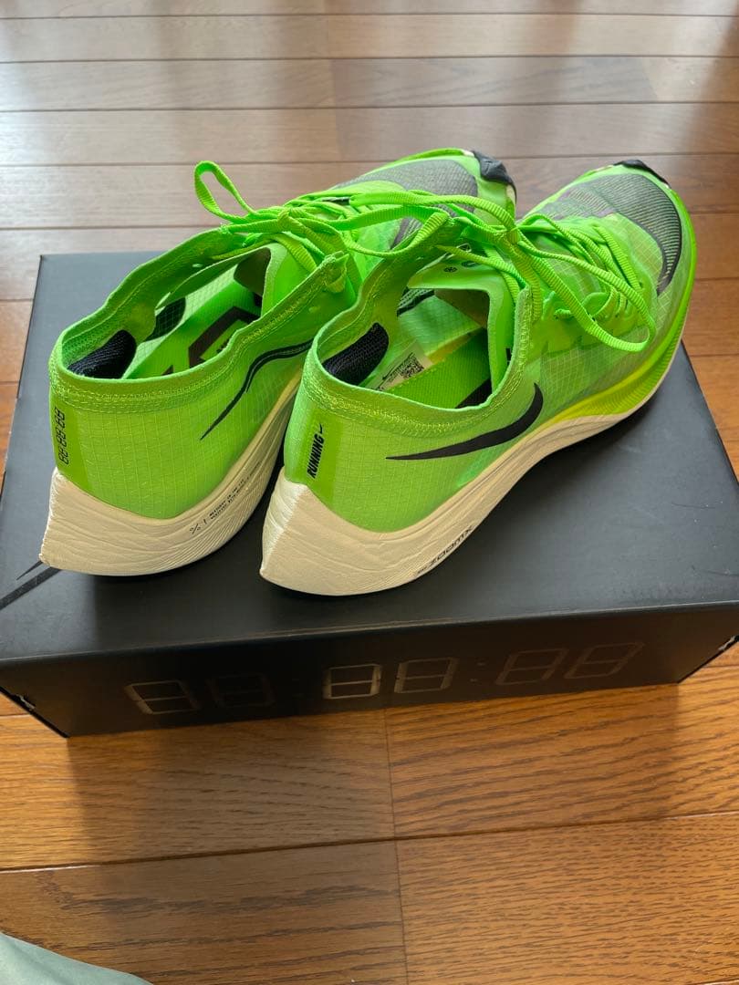 値下！［未使用］ NikeズームX ヴェイパーフライネクスト％25.5cm
