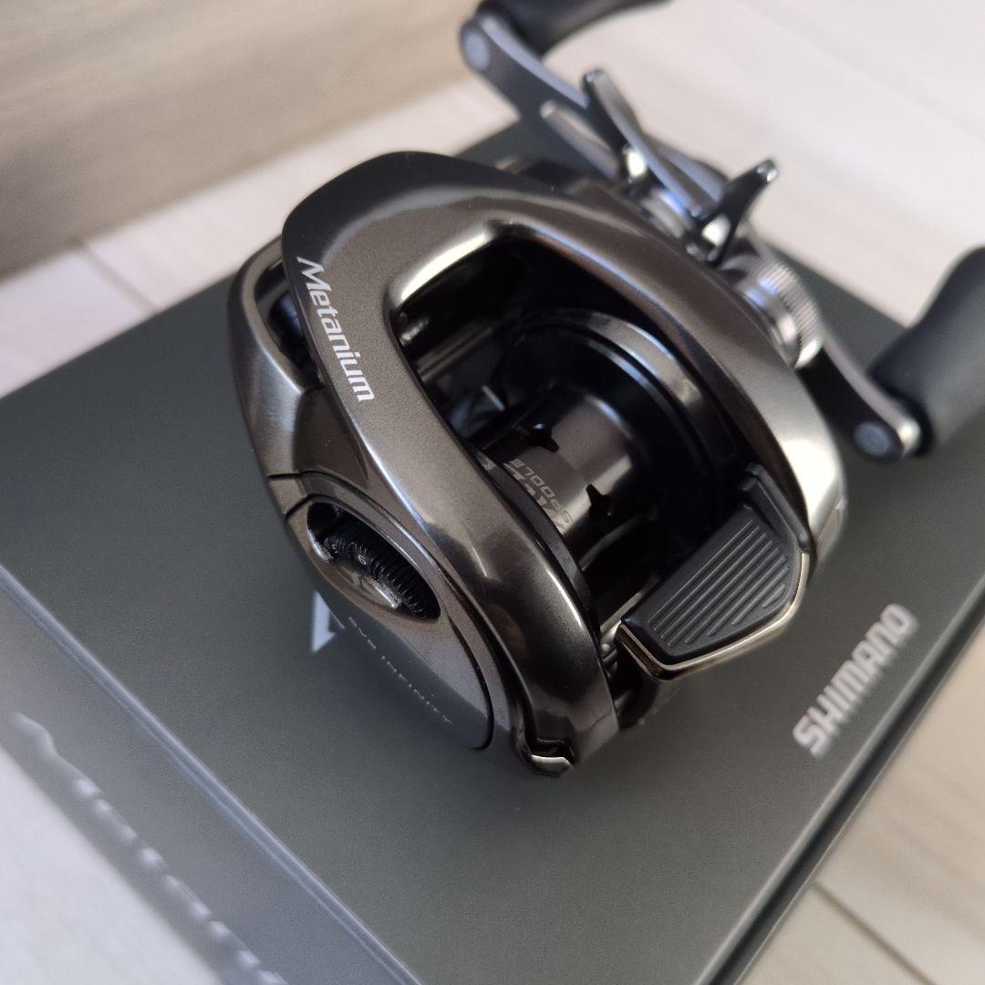 シマノ　20メタニウム　　新品未使用　右巻きノーマル