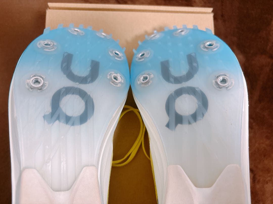 スパイク・シューズ On Cloudspike Citius2