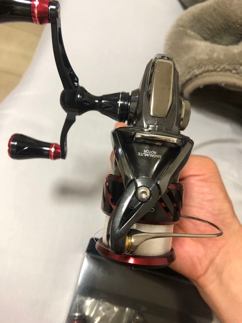 SHIMANO STRADIC C3000HG リール