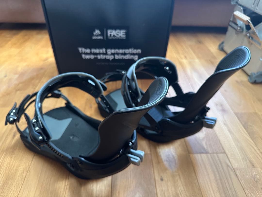 JONES / MERCURY FASE バインディング