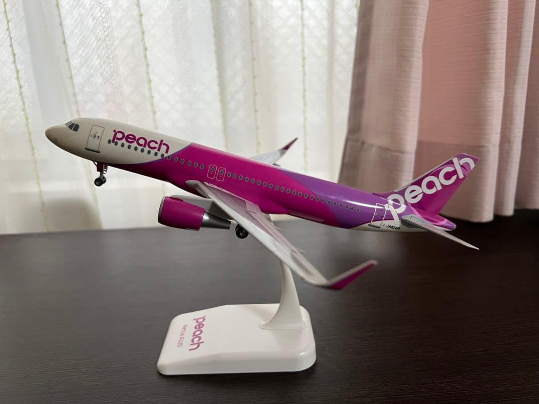 ピーチ航空 Airbus A320 1:150 モデルプレーン