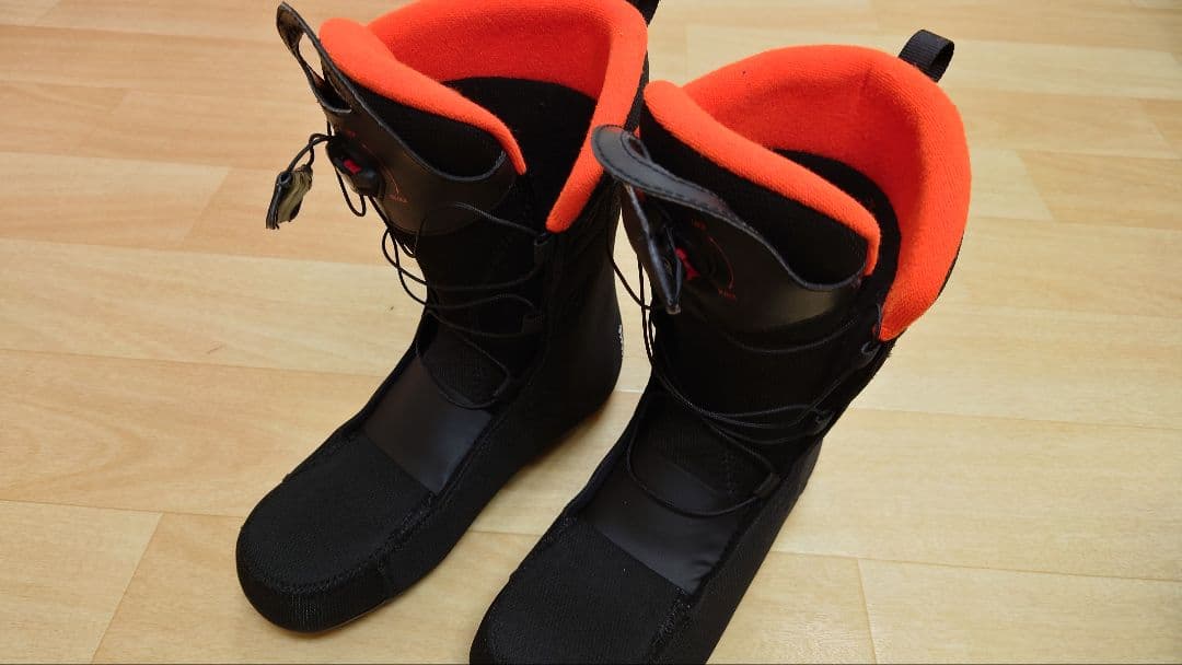 ＊美品Salomon 　FACTION スノーボードブーツ 黒サイズ26.5cm