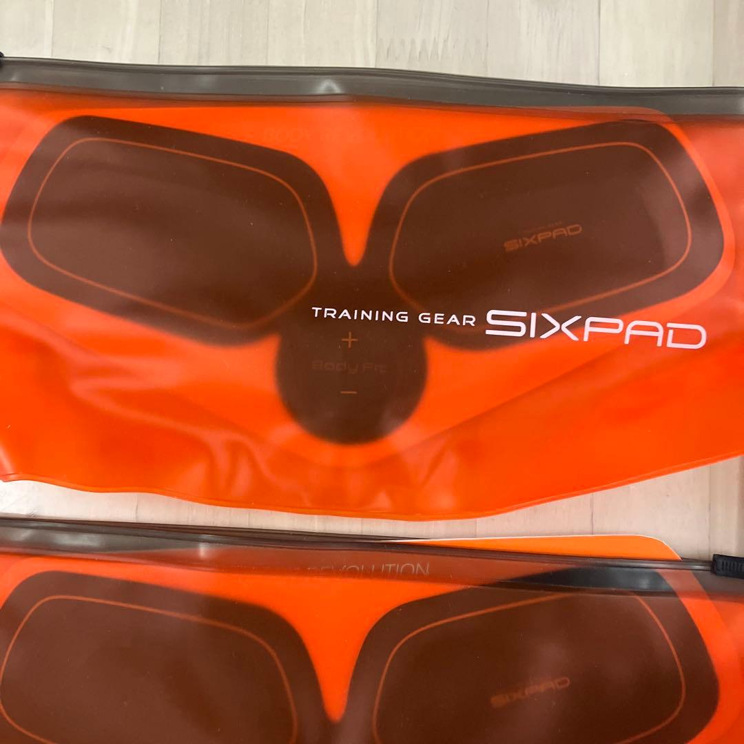 SIXPAD EMSトレーニングパッドセット　マジックベルトあり