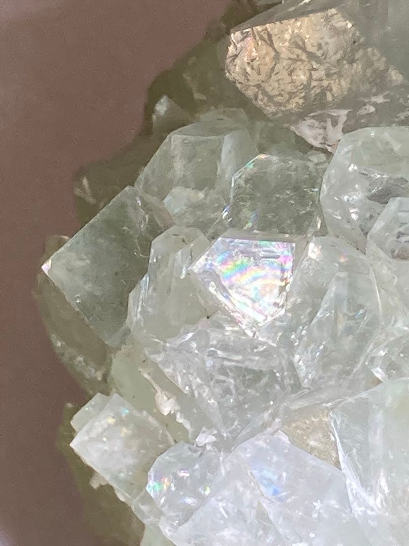 天使の水晶✨　グリーンアポフィライト　原石　クラスター　魚眼石