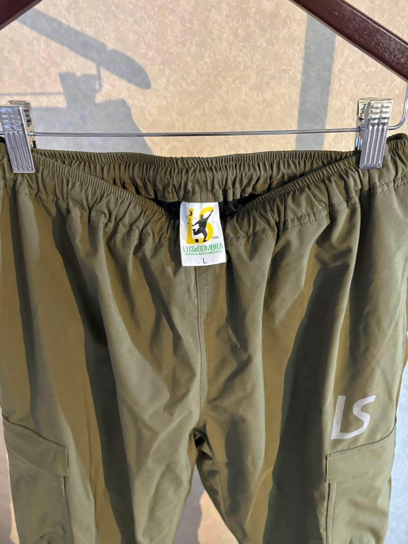 LUZeSOMBRA TWM ストレッチ タフタ カーゴ ロングパンツ(カーキ)