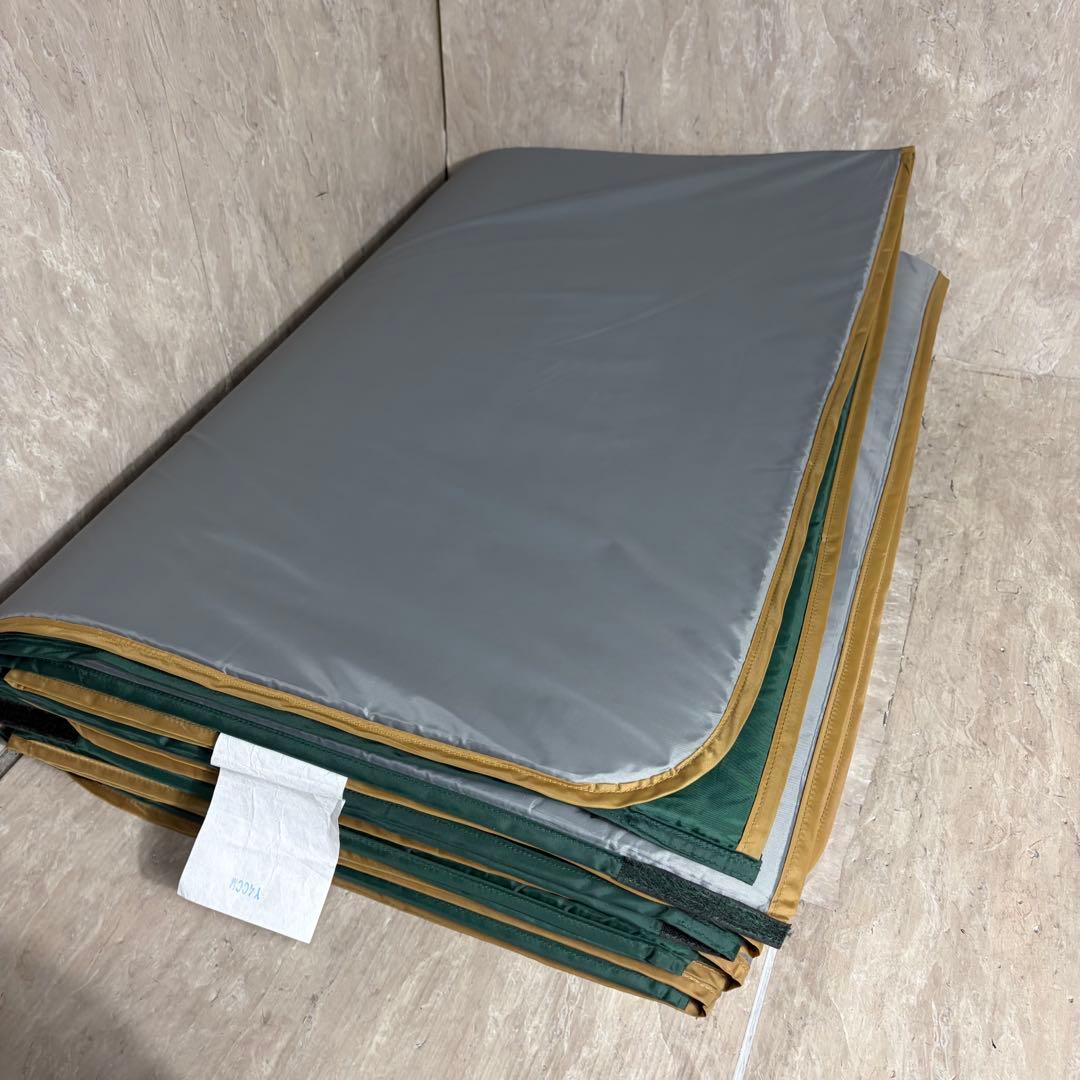 極美品 Coleman コールマン フォールディングマット 300