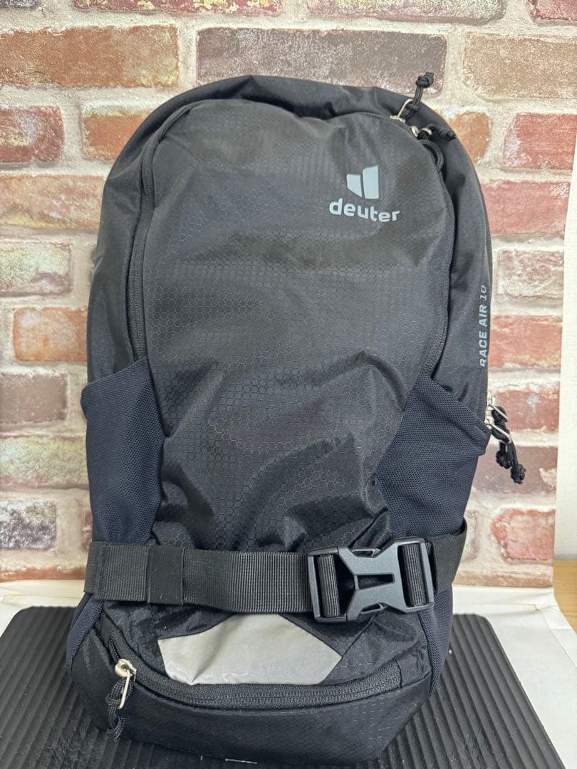 deuter RACE AIR 10 バックパック ブラック
