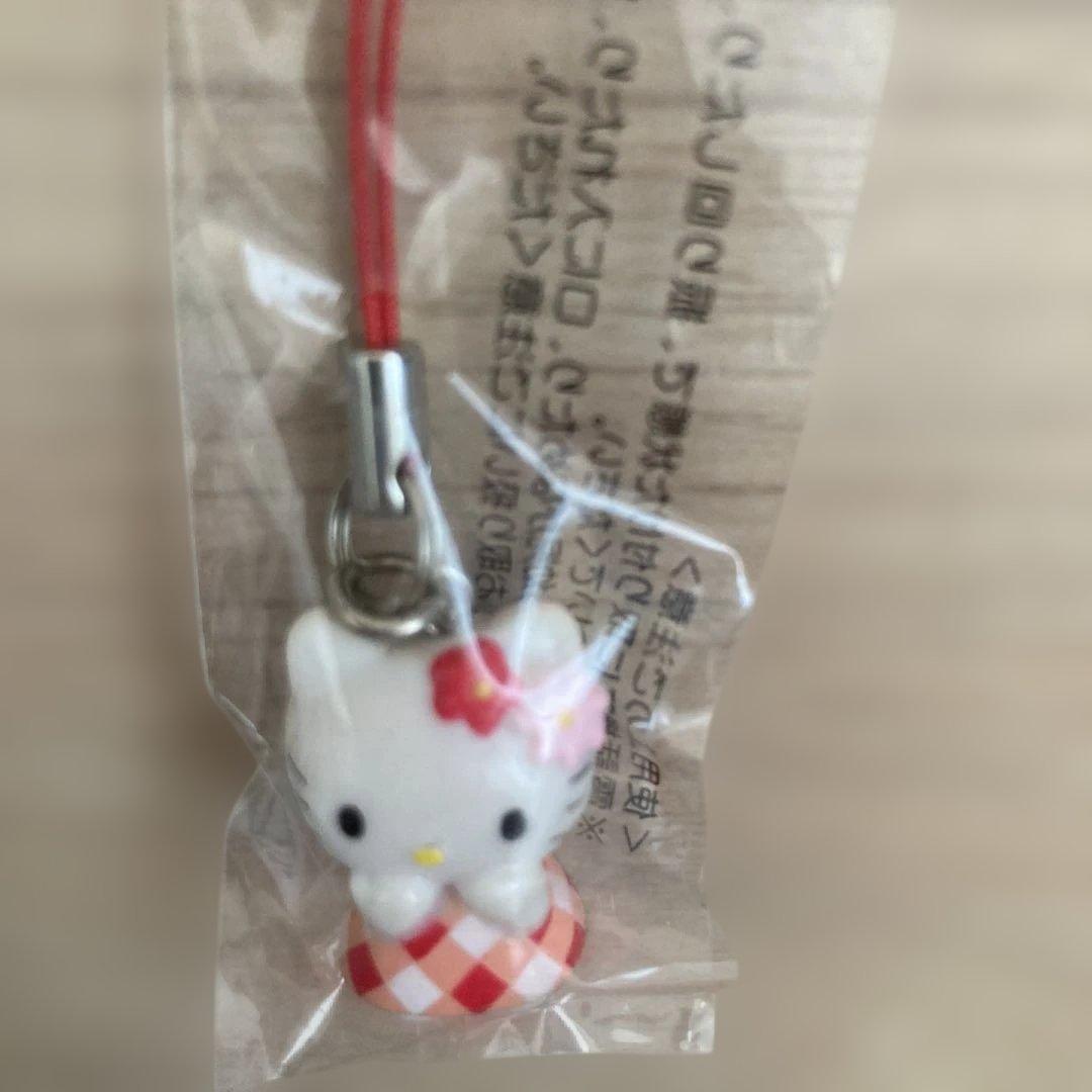 【激レア】ハローキティ 平成レトロ チェック柄 ストラップ