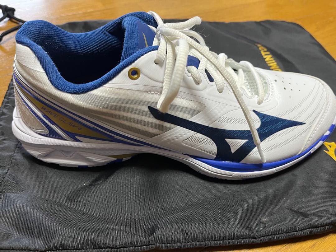 Mizuno WAVE CLAW 4 バドミントンシューズ