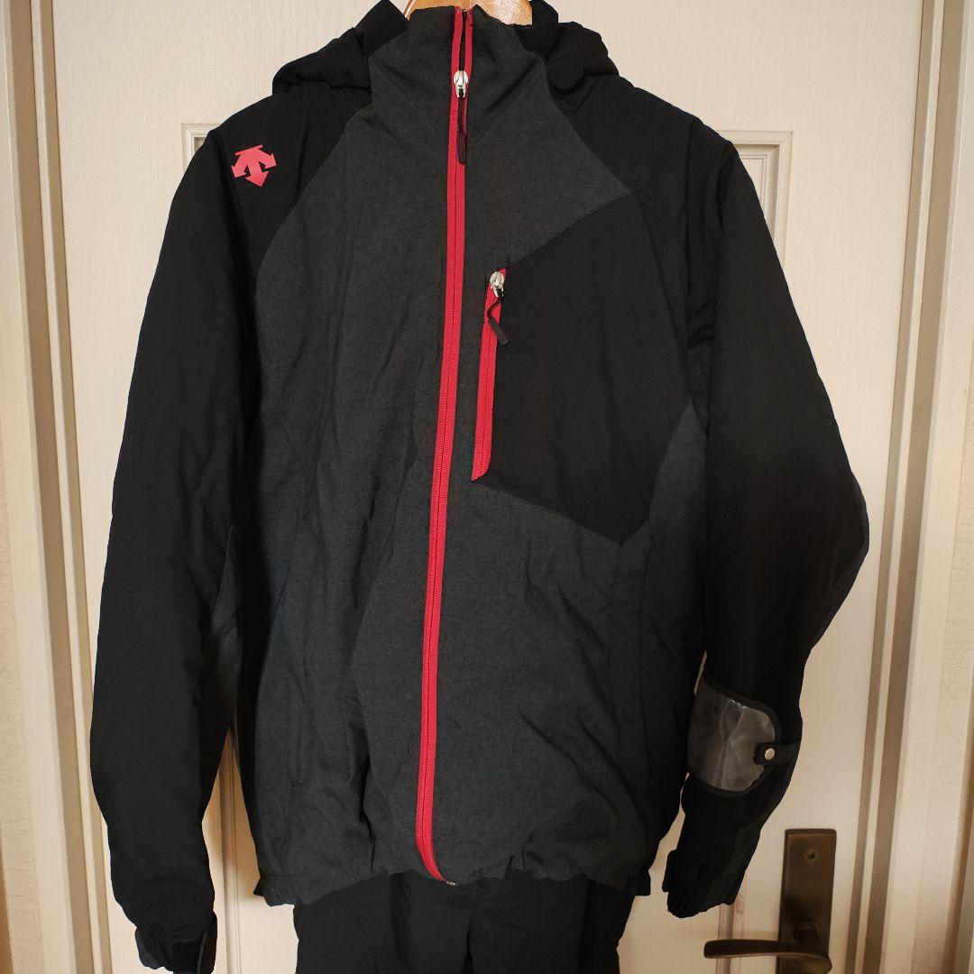 DESCENTE スキーウェア 上下セットLサイズ 黒・グレー