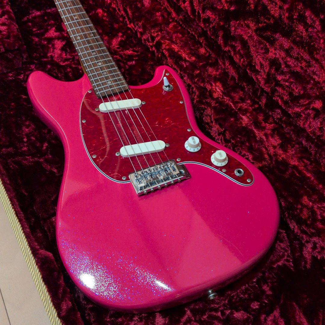 Vintageムスタング　エレキ　 ラメピンク　ERNIEBALL張り替えました