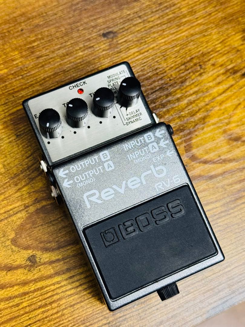 超美品！BOSS RV-6 リバーブエフェクター