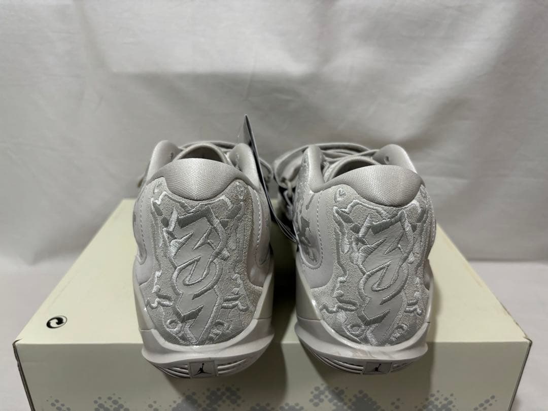 シューズ(男性用) nike jordan zion 3 se pf light bone 28