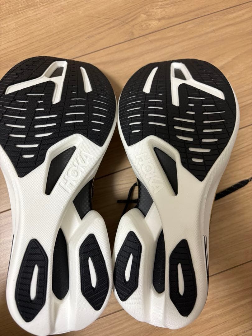 4/4まで値下げHOKA CIELO X1 2.0 26.0cm