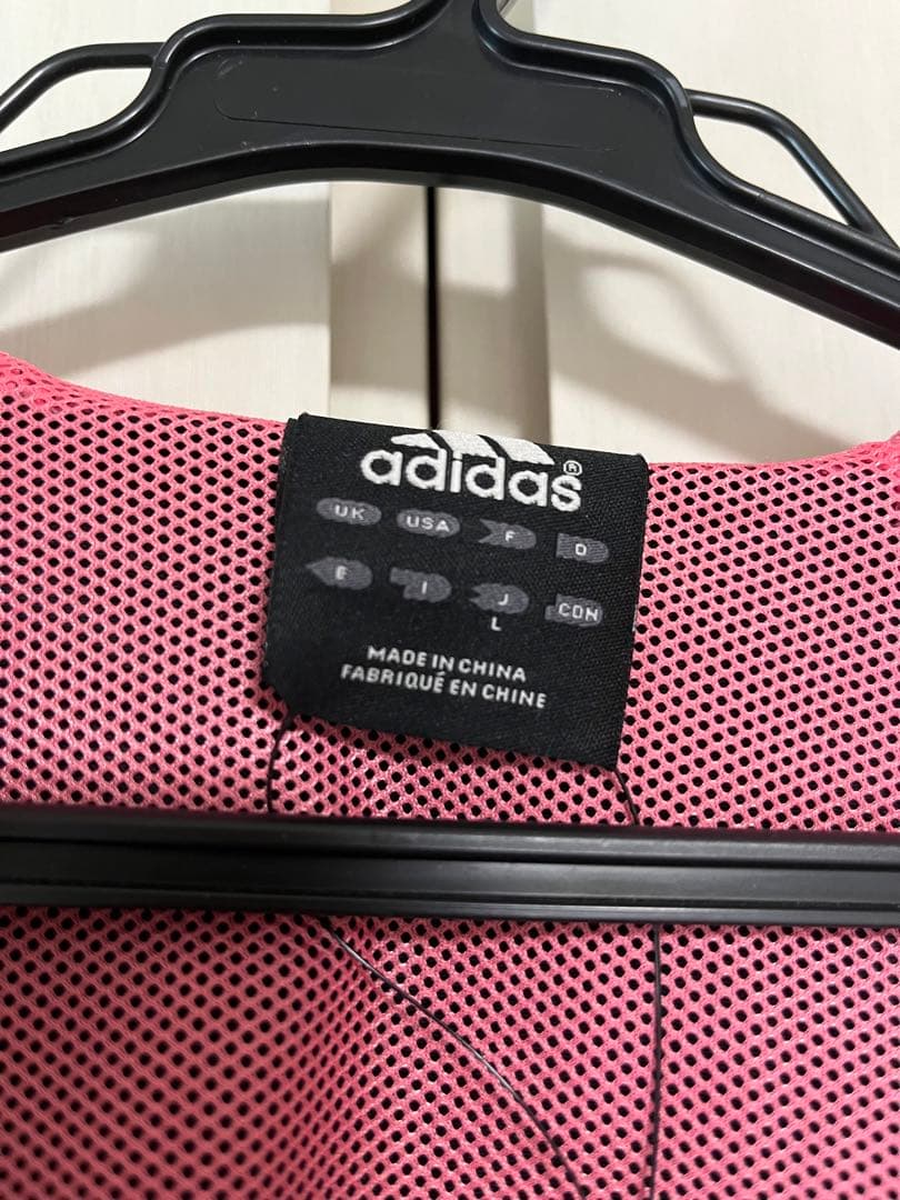 adidas ウィンドブレーカー 黒/グレー/ピンク