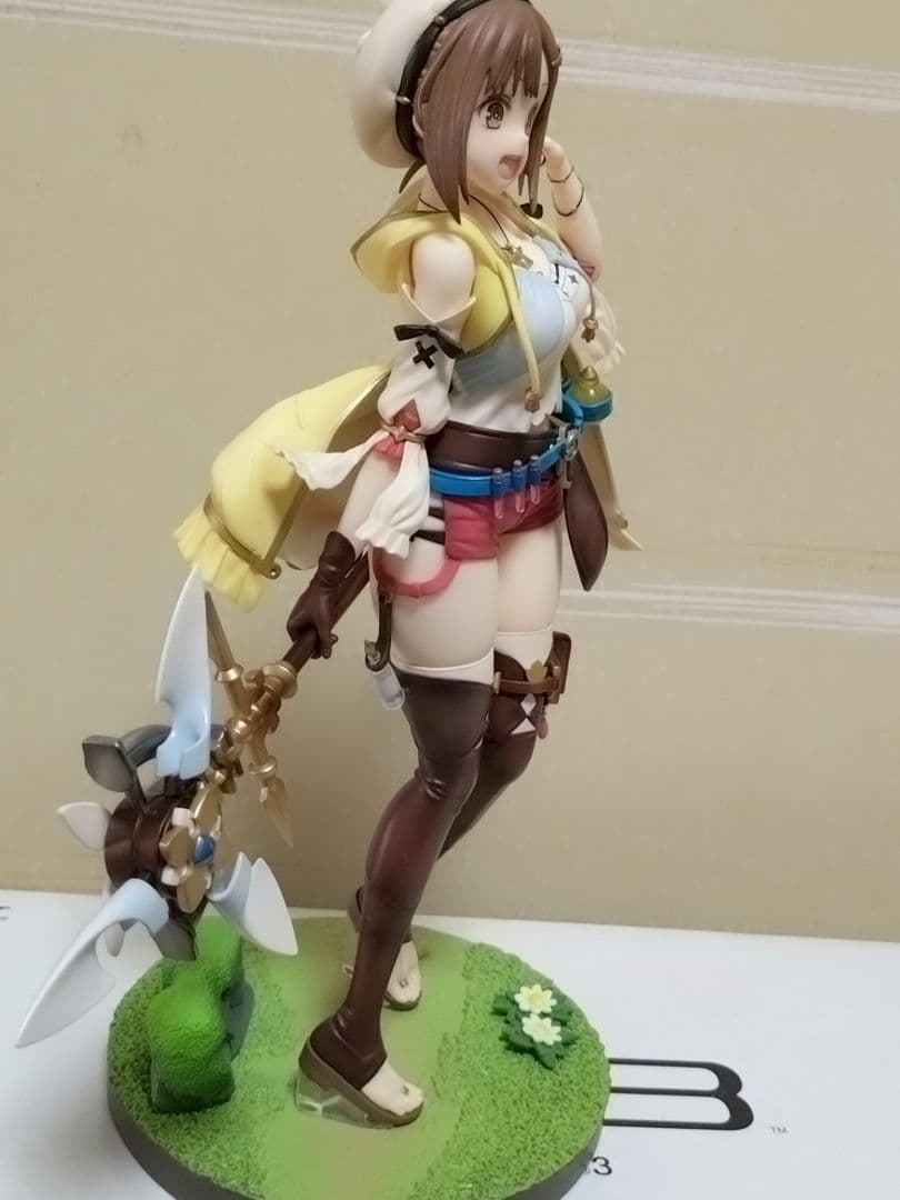 ライザ　1/7スケールフィギュア　1点 ライザのアトリエ常闇の女王の秘密の隠れ家
