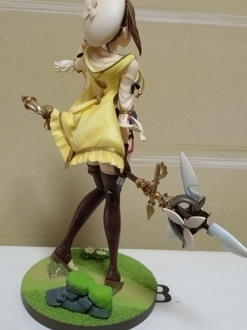 ライザ　1/7スケールフィギュア　1点 ライザのアトリエ常闇の女王の秘密の隠れ家