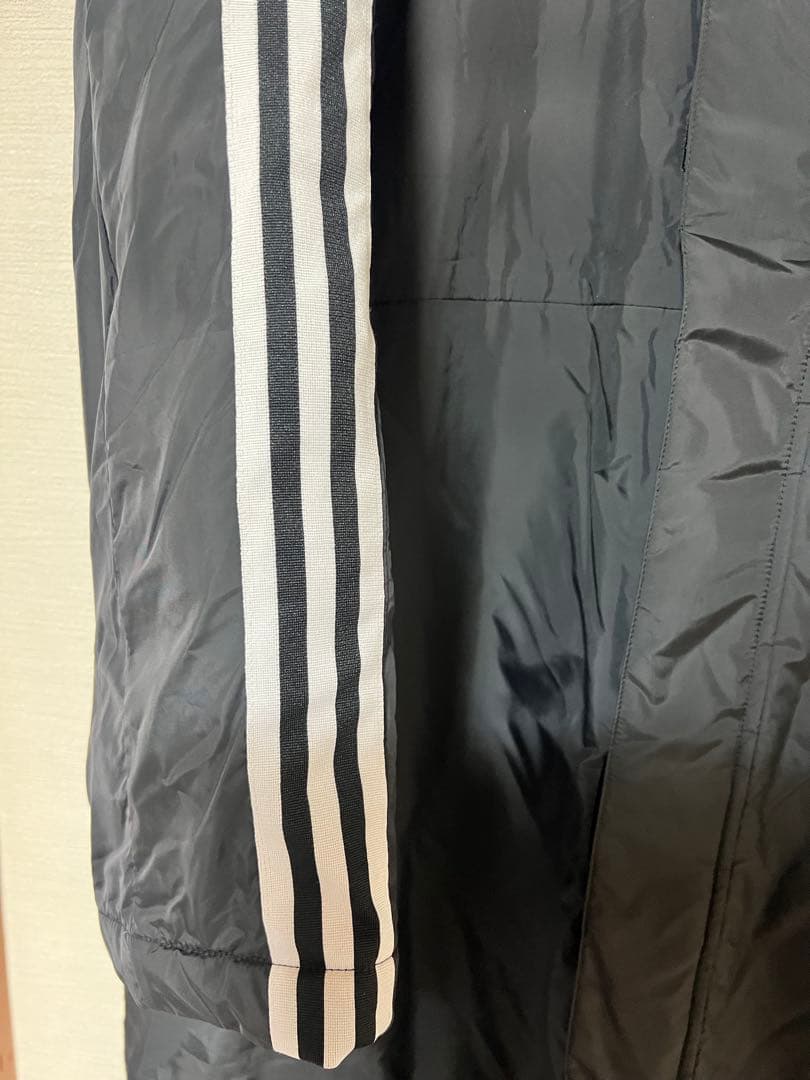 adidas フード付きロングコート 黒