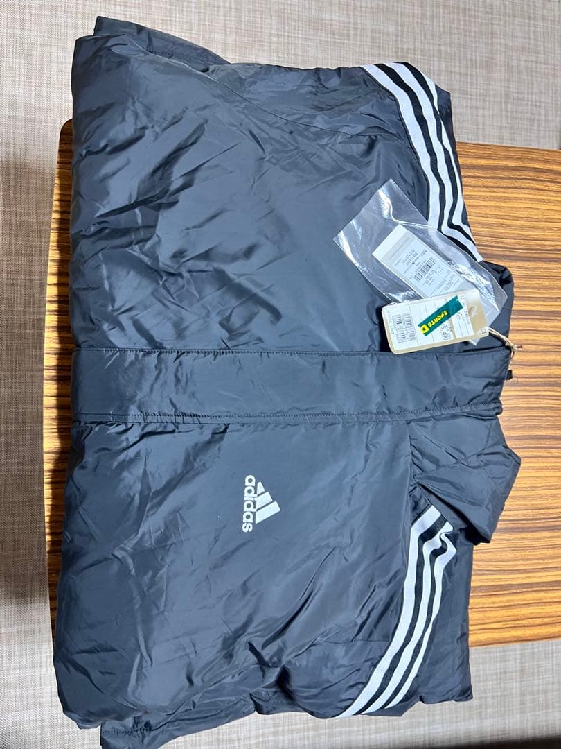 adidas フード付きロングコート 黒