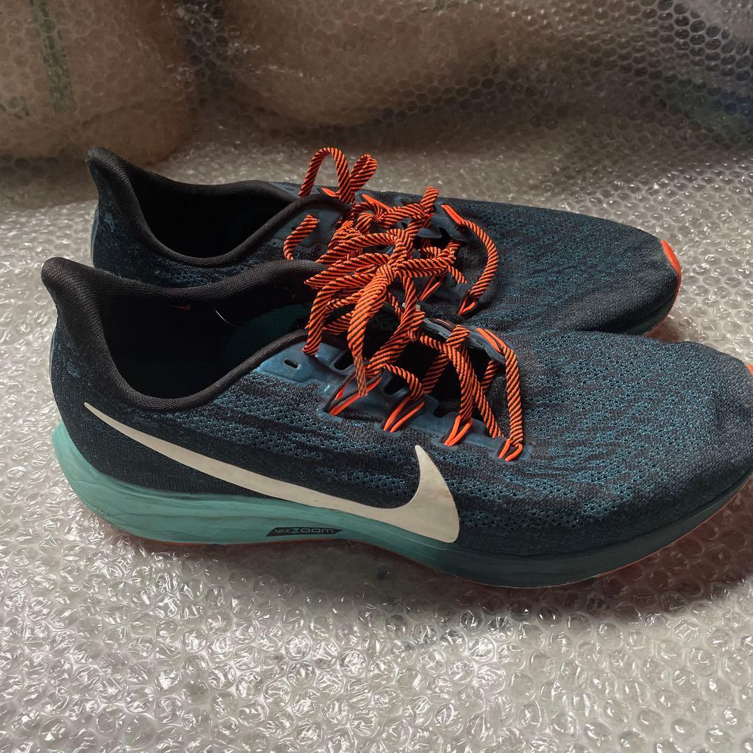 Nike ランニングシューズ ダークブルー　グリーン/オレンジ
