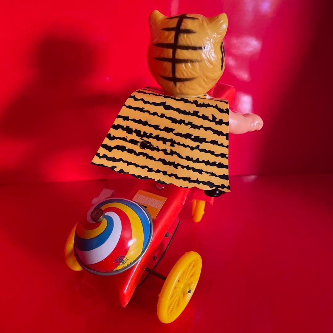 タイガーマスク　ブリキ自転車キャラクター