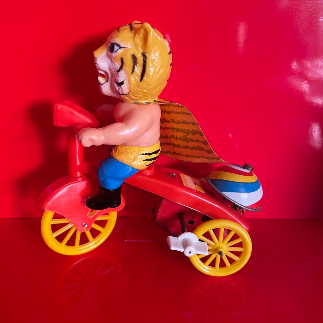 タイガーマスク　ブリキ自転車キャラクター
