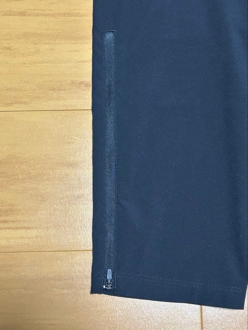 Under Armour ウィンドブレーカーとパンツ