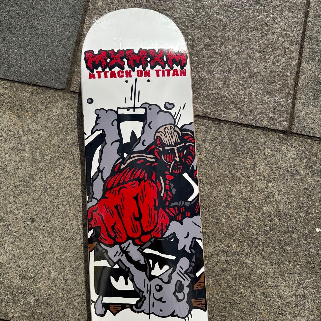 MAGICAL MOSH MISFITS 進撃の巨人スケボーデッキ8.25インチ