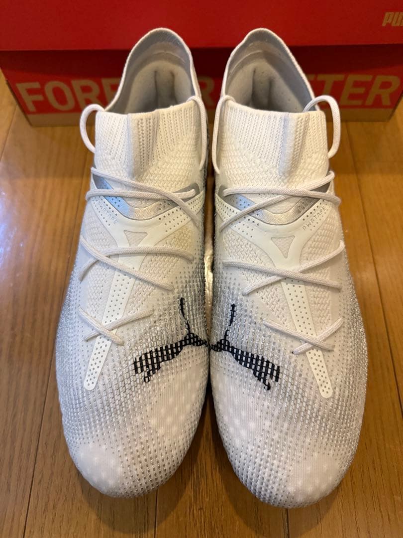 フューチャー7 アルティメット HG/AGサッカースパイク　PUMA 26cm