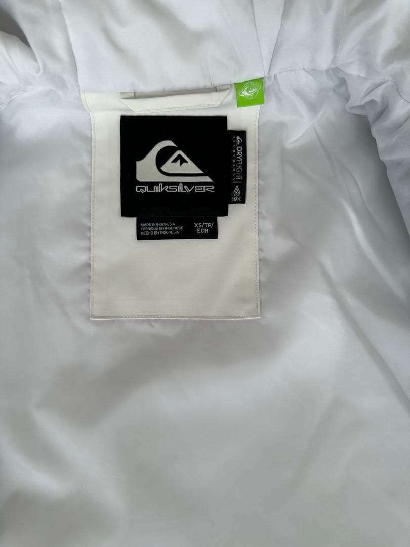 quiksilver クイックシルバー　スノーボードジャケット