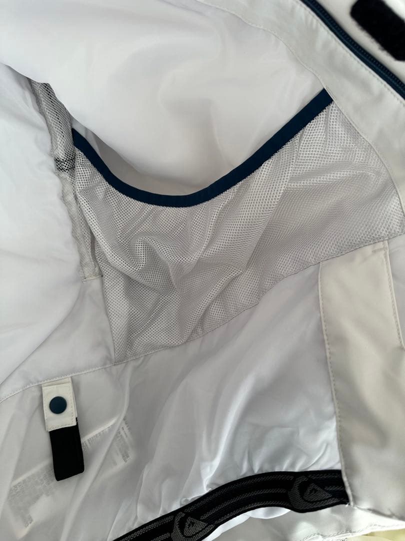 quiksilver クイックシルバー　スノーボードジャケット