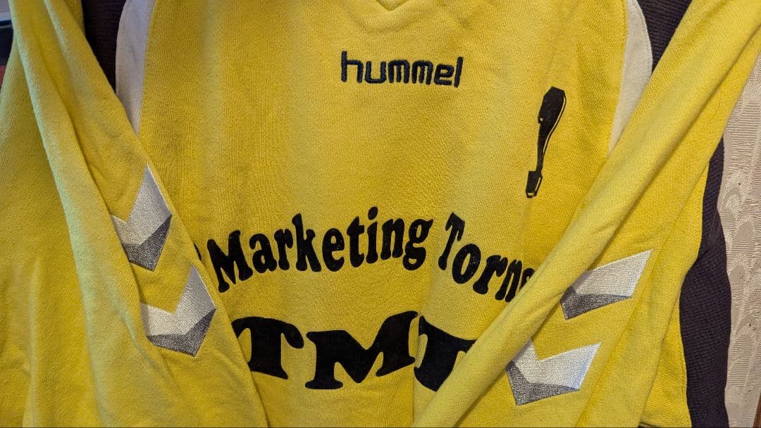 90‘　hummel レトロスエット