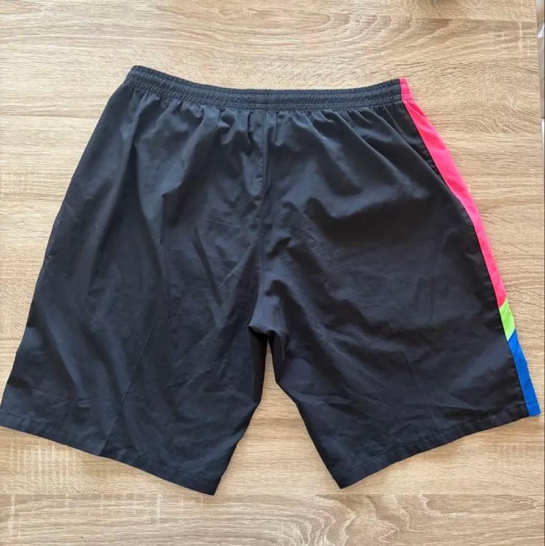 YONEX バドミントンパンツ 黒　レア（希少品） ピンク/黄緑/青