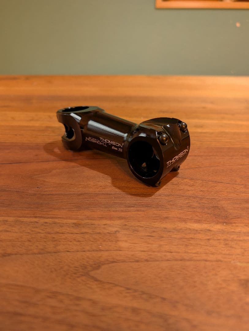 THOMSON X4 ステム 10° 100mm ブラック