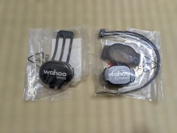 ほぼ未使用　Wahoo ELEMNT 　マウント　センサー付