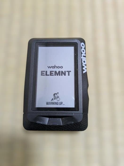 ほぼ未使用　Wahoo ELEMNT 　マウント　センサー付