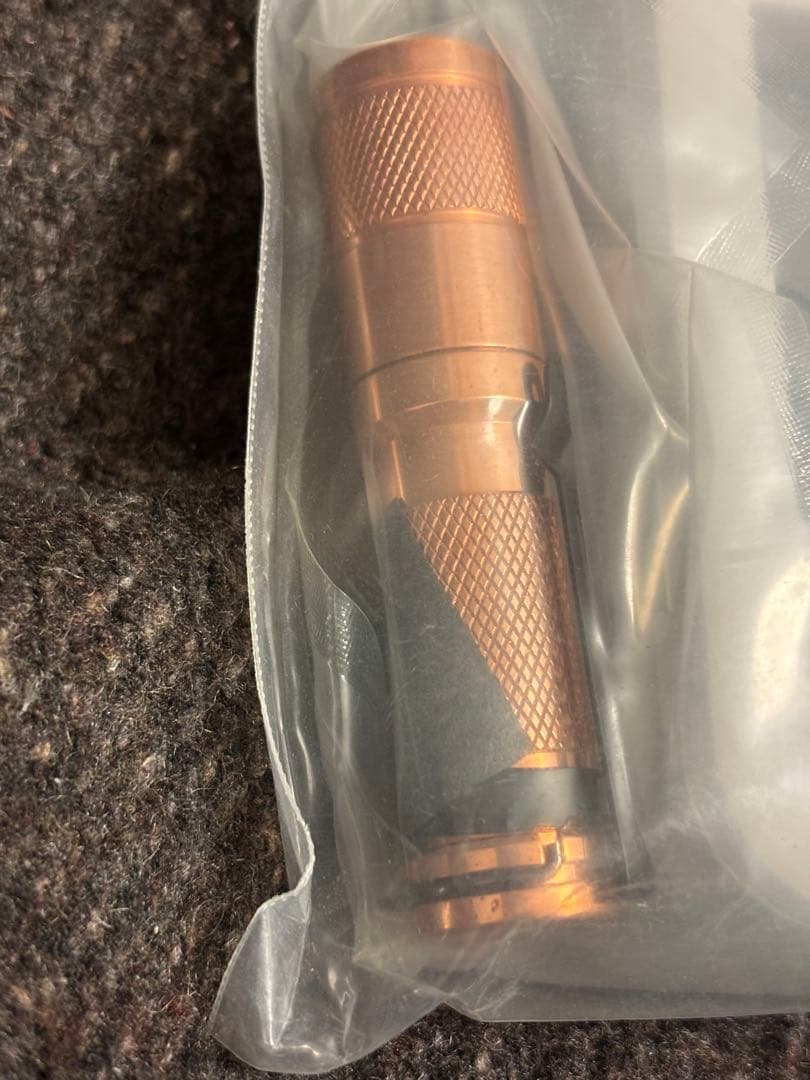 新品未開封　レア　Maratac AA ライト　銅　コッパー